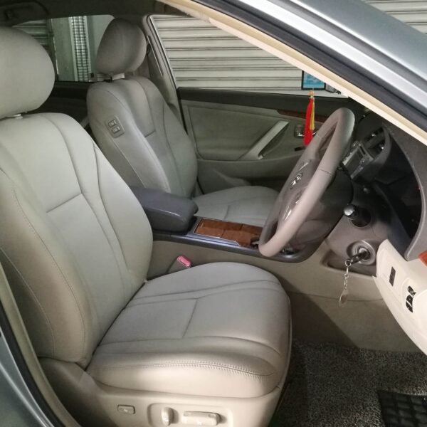 Toyota Camry 2009–2012 China Seat Covers | Affordable Leather Look